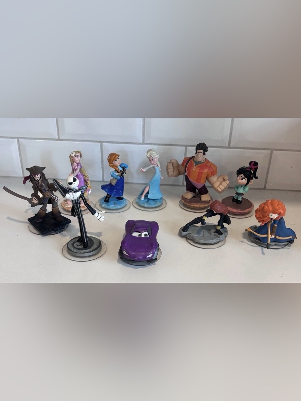 Lot 10 Disney Infinity Character Portal Figures Video Game